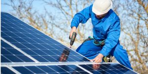 Installation Maintenance Panneaux Solaires Photovoltaïques à Guegon